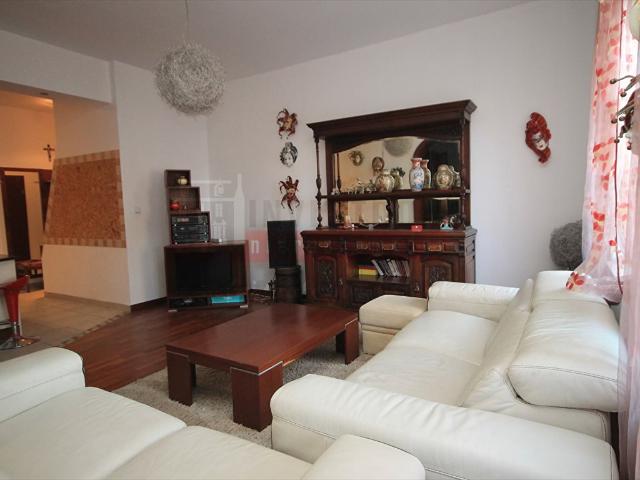 Na sprzedaż stylowe 3 pokojowe mieszkanie 88 m² z garażem i piwnicą