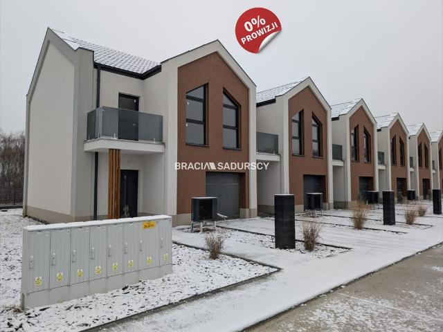 Nowoczesny dom 120 m² z ogródkiem i tarasem w Brzozówce