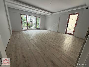BU BÖLGEDE ENDER BLUNAN EVLERDEN BİRİSİ ARA KATTA KOMPLE ÖN CEPHE SIFIR 3+1 ÇİFT BANYOLU
