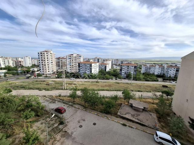 Bu Fiyatayok ilkgelenkiralar 500evler çölguzeli Tokide 4.kat 2+1