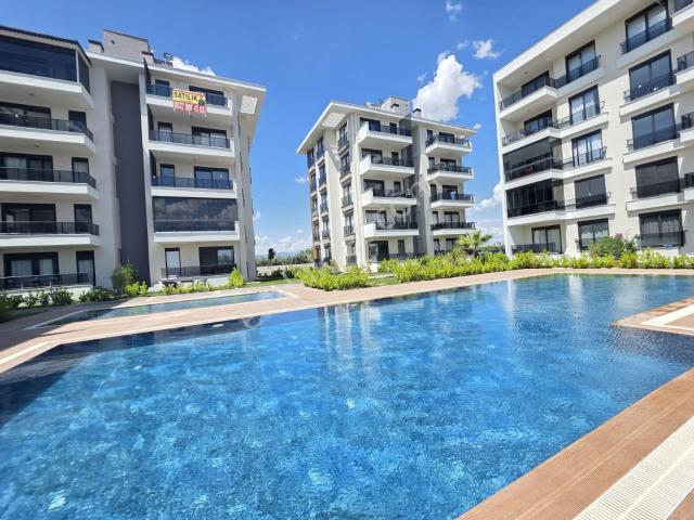 Bu Fiyata 2+1 Yok / 140 M2 / Kendine Ait Bahçesi Var /havuz Manz