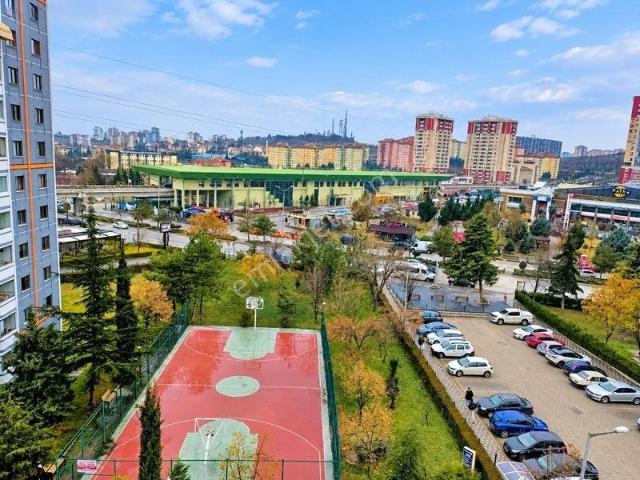 Buğra Dan 2.etap İntes Blk Metro Yanı Cadde Üzerinde Ara Kat 1+1