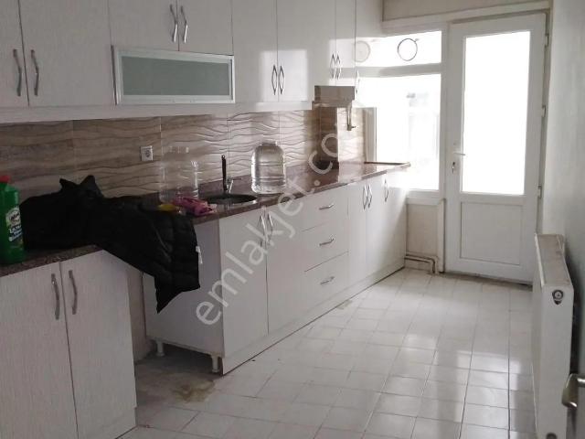Büşra Gayrimenkulden Çarşı Merkezde Kiralık Daire 2+1 Kat 3