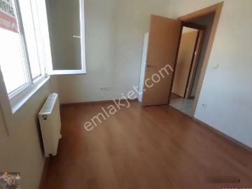 Büşra Gayrimenkulden Kiptaş 3 Sitesinde Satılık Daire 2+1 Kat 5 Masrafsız 88m2