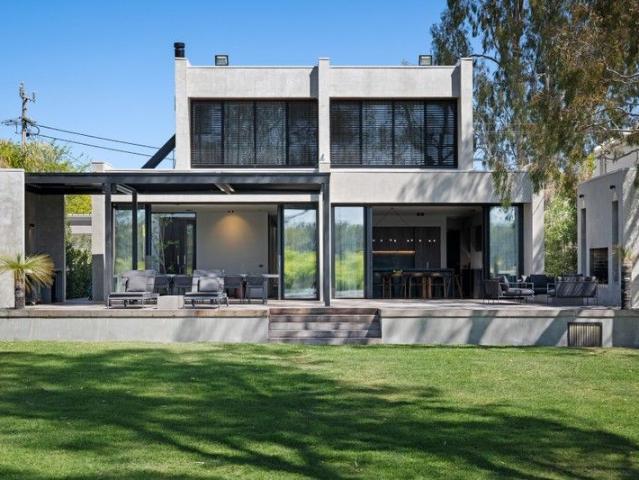 Bundalong | Ultimate Elegance, Privacy & Location