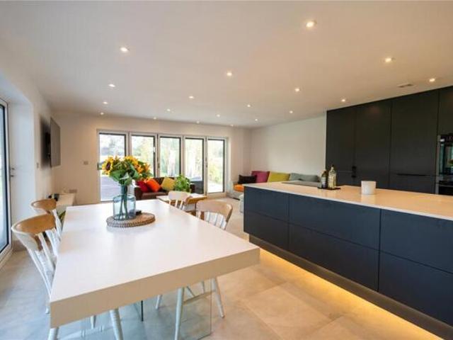 Bungalow 4 Bedroom For Sale Lincolnshire Lincolnshire 475000 ES101777784