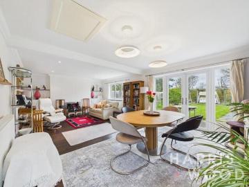 Bungalow 2 Bedroom For Sale Colchester Essex 375000 ES101676354