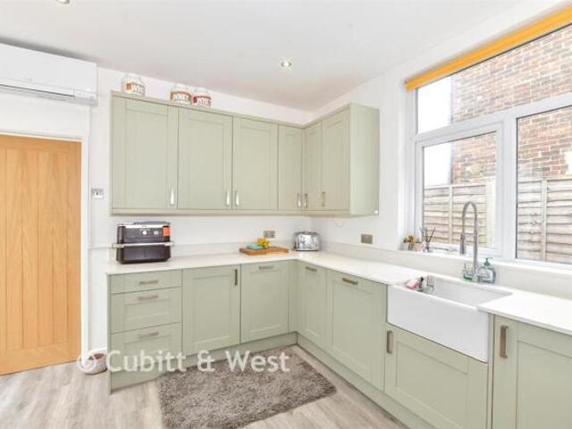 Bungalow 2 Bedroom For Sale Emsworth Emsworth 475000 ES101100048