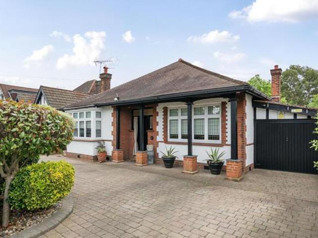 Bungalow 2 Bedroom For Sale London Greater London 1100000 ES101996015