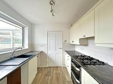Bungalow 2 Bedroom For Sale Staffordshire Staffordshire 260000 ES100685253