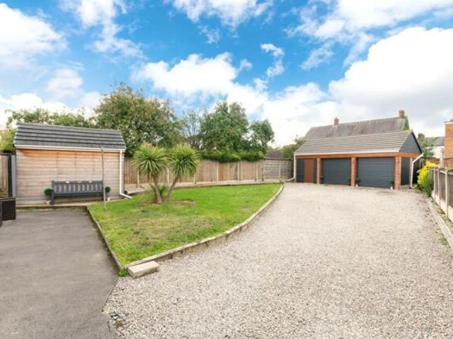 Bungalow 2 Bedroom For Sale Wakefield Wakefield 270000 ES101931376