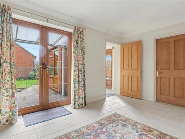 Bungalow 2 Bedroom For Sale Wymondham Norfolk 325000 ES101892363