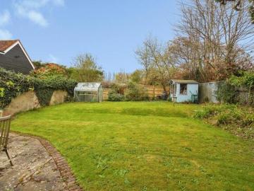 Bungalow 2 Bedroom For Sale Tonbridge Kent 625000 ES101316153