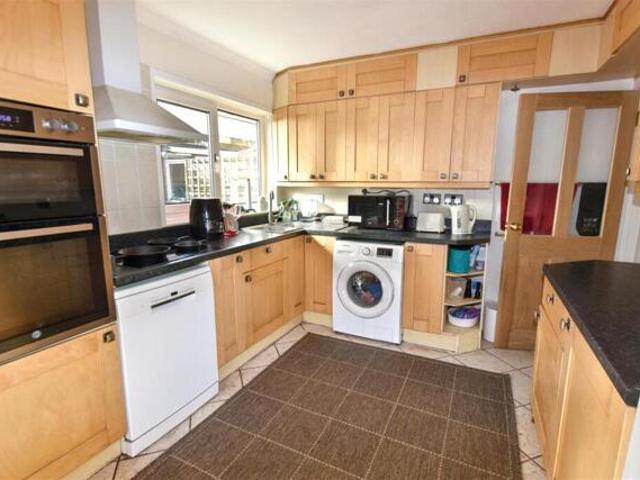 Bungalow 3 Bedroom For Sale Camborne Cornwall 389950 ES100917458