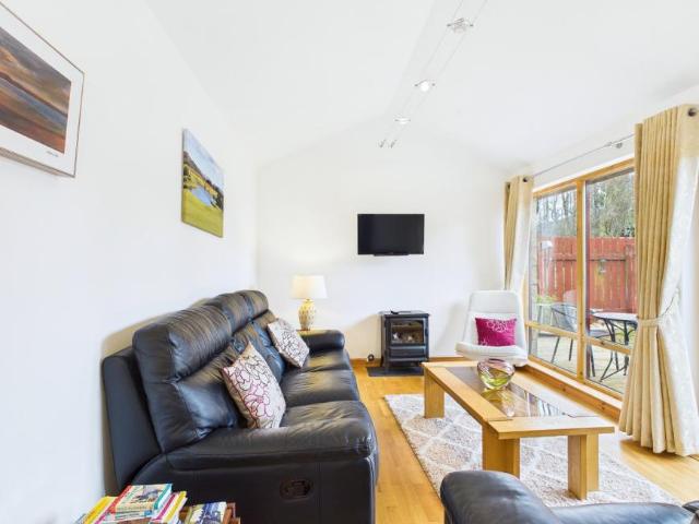 Bungalow 3 Bedroom For Sale Aviemore Aviemore 300000 ES101186665
