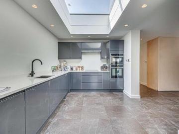 Bungalow 3 Bedroom For Sale Leigh Southend on Sea 575000 ES101892189