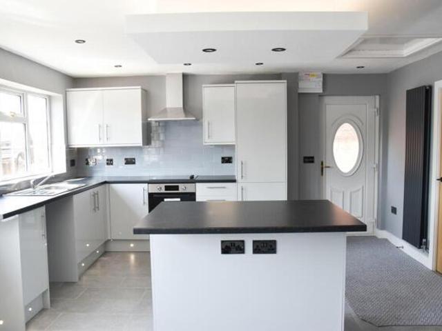Bungalow 3 Bedroom For Sale Stoke On Trent Staffordshire 240000 ES101676285
