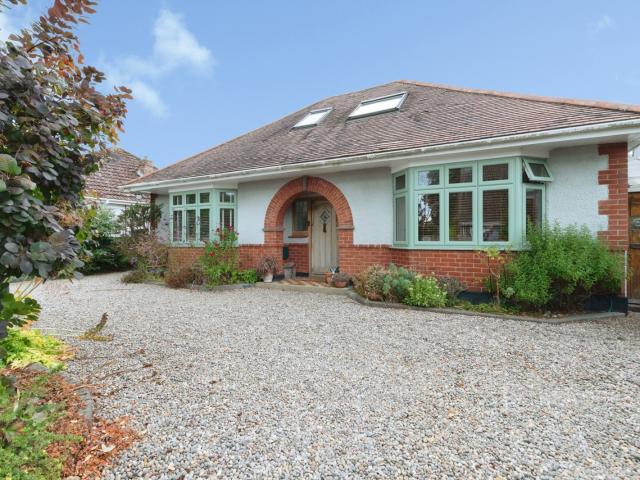 Bungalow to rent in Park Road, Ashley, New Milton, Hampshire, BH25 | Leaders