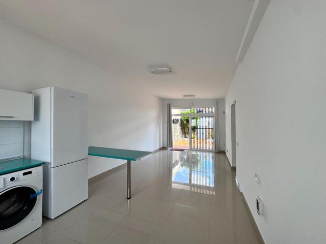 Bungalow to rent in Playa del Inglés, Gran Canaria with garage