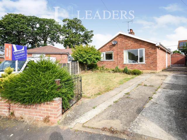Bungalow to rent in St. Edmunds Road, Acle, Norwich, NR13 | Leaders