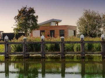 Bungalow, vrijstaande woning te huur in De Kwakel