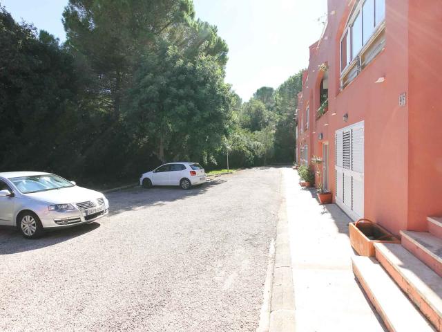 Bungalow adosado en urbanización Parque de la Florida con pi. 145m² Dénia