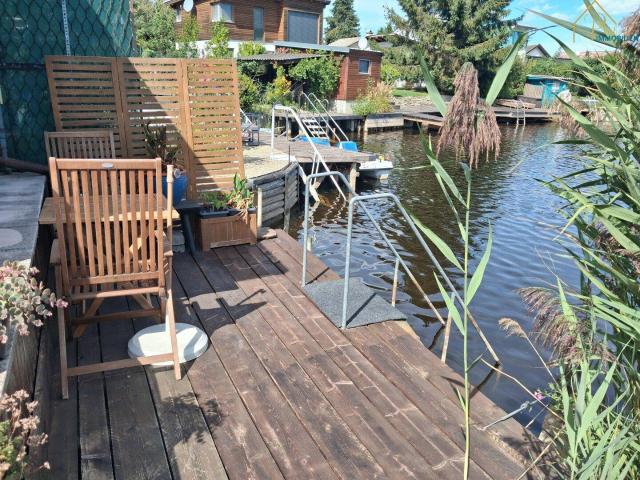 Bungalow am See direkte Uferparzelle