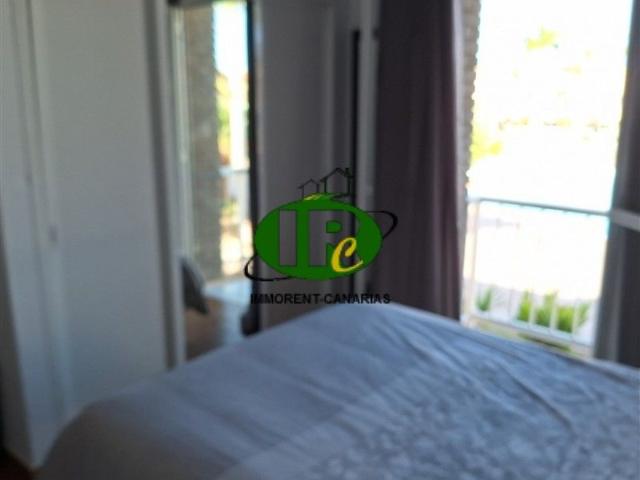 Bungalow auf 2 Ebenen mit 1 Schlafzimmer zu Miete in Maspalomas