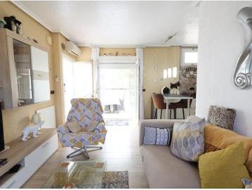 Bungalow con solarium privado en Playa Flamenca. Temporada baja