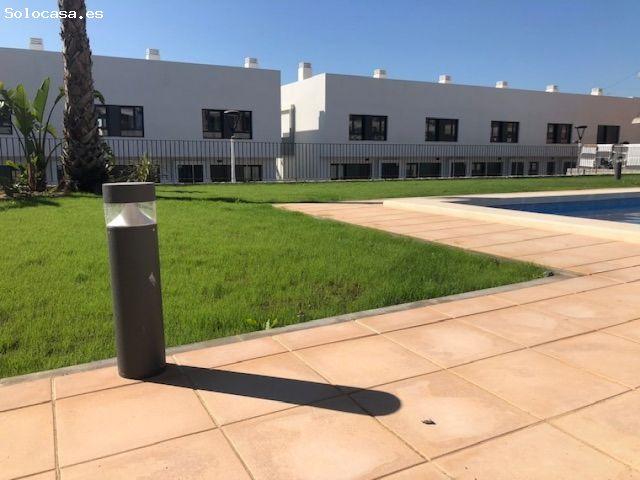BUNGALOW CON PISCINA