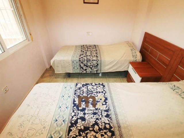 Bungalow con piscina en alquiler en Carrer Grecia