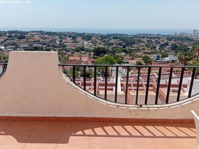 Bungalow de 60 m2, 1 Habitación con impresionantes vistas al mar, al Peñón de Ifach y acceso a 7 pis