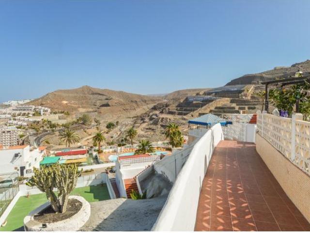 Bungalow de 2 dormitorios en la Urbanización Los Caideros