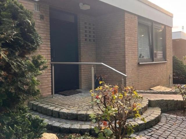 Bungalow Eckgrundstück in beliebter Umgebung