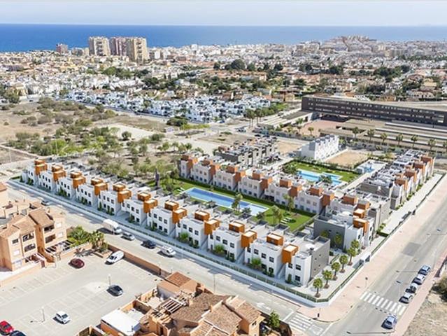 Bungalow en venta en Torrevieja, Alicante Costa Blanca