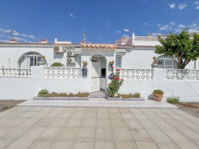 Bungalow en venta en Torrevieja, Alicante Costa Blanca