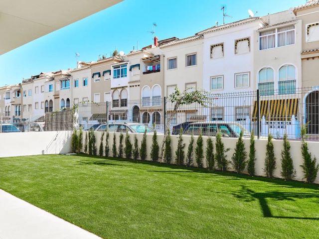 Bungalow en venta en Torrevieja, Alicante Costa Blanca