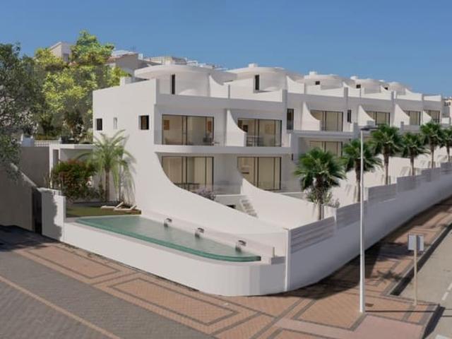 Bungalow en venta en La Mata, Alicante Costa Blanca
