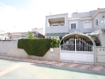 Bungalow en venta en La Siesta, Alicante Costa Blanca