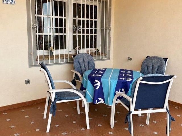 Bungalow en venta en La Siesta, Alicante Costa Blanca