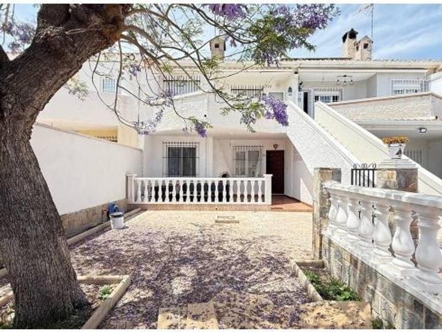 Bungalow en Venta en Orihuela Costa, Alicante