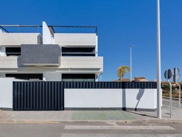 Bungalow en venta en Pilar de la Horadada, Alicante Costa Blanca
