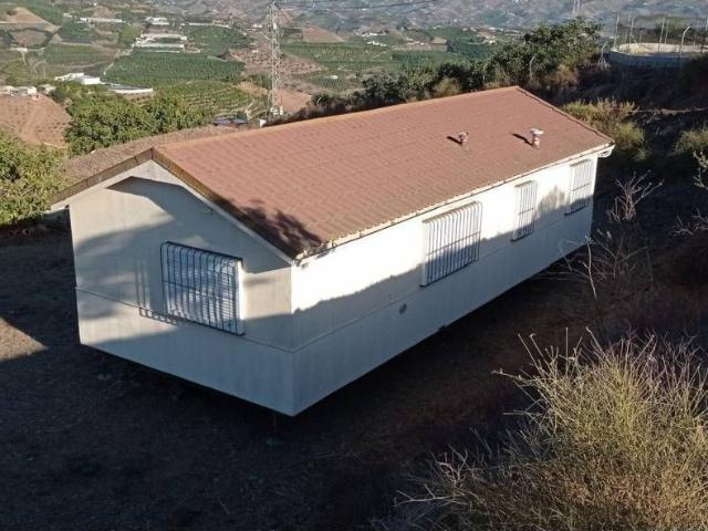 Bungalow en venta. IZNATE
