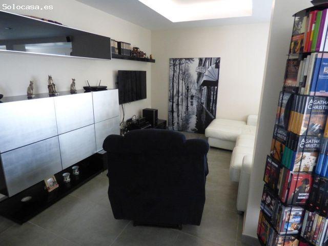 Bungalow en alquiler con vistas panorámicas al mar – 2.000€/mes