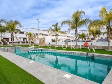 Bungalow en alquiler en Torre de la Horadada, Alicante Costa Blanca