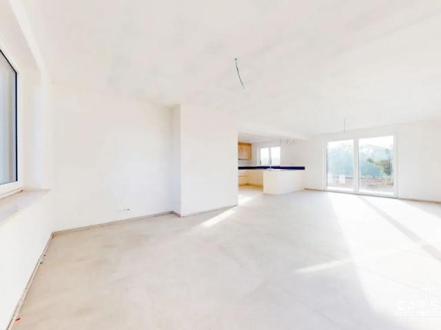 Bungalow for rent, Baisy Thy