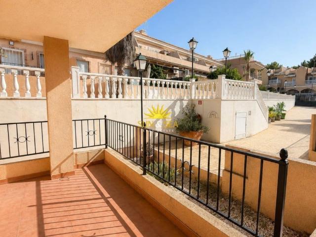 Bungalow for rent in Algorfa, Alicante