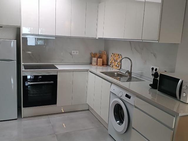 Bungalow for rent in El Chaparral, Torrevieja, Alicante