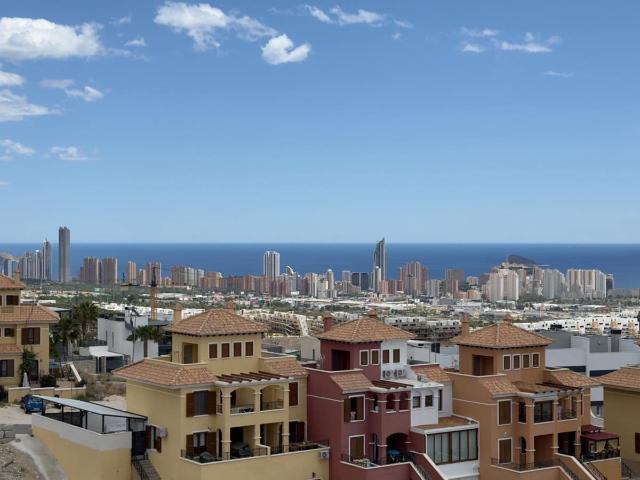 Bungalow for rent in Finestrat, Alicante