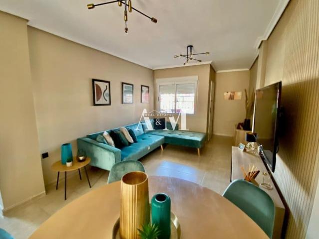 Bungalow for rent in La Florida, Orihuela, Alicante